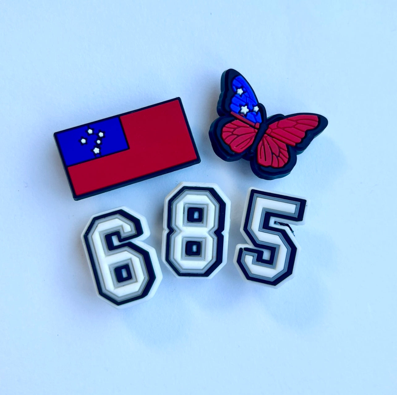 The 685 Charms Pack
