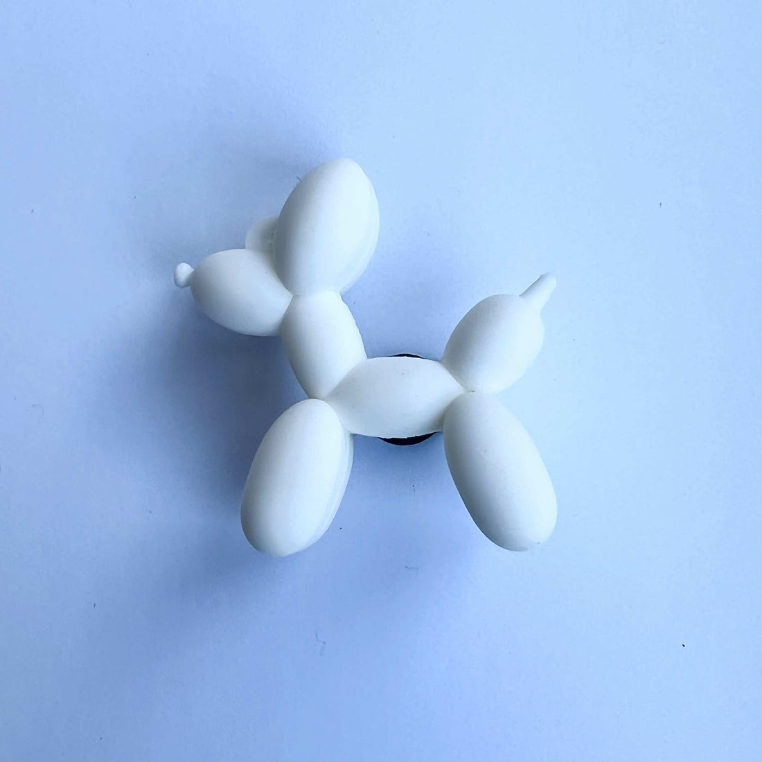 Balloon Dog – White Charm
